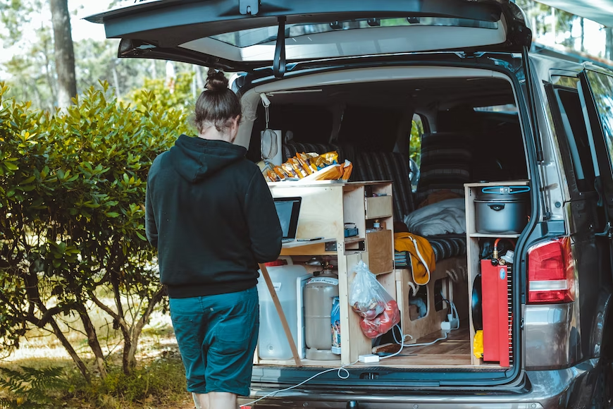 campervan kitchen